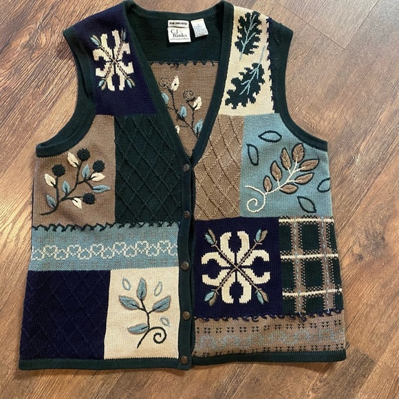 CJ Banks Sweaters - Vintage cj banks hand embroidered sweater vest
